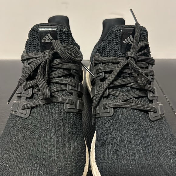 Adidas Ultraboost size 7 women’s - Picture 4 of 4
